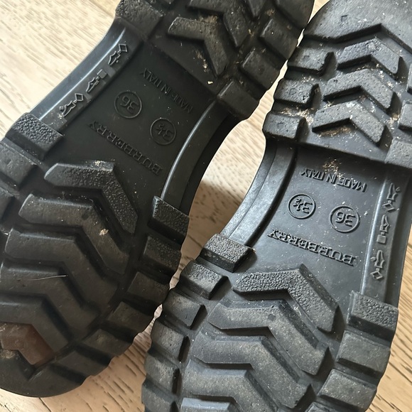 BURBERRY NOVA CHECK ANKLE RAINBOOTS SIZE 36 - Picture 9 of 9